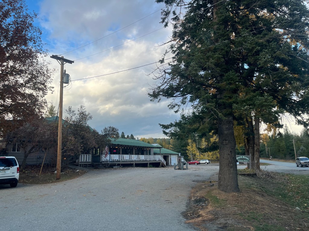 Pack River Store